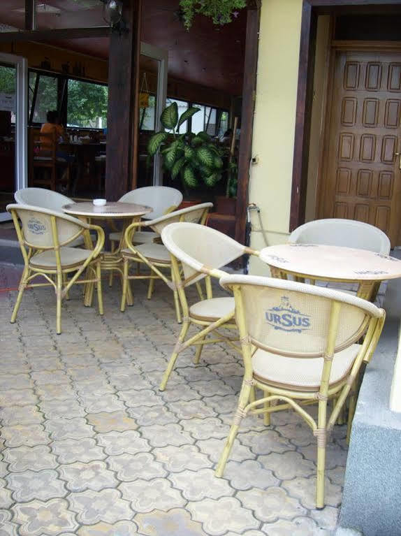 Hotel Casa Verde Prosper Букурещ Екстериор снимка