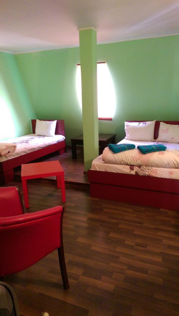Hotel Casa Verde Prosper Букурещ Екстериор снимка