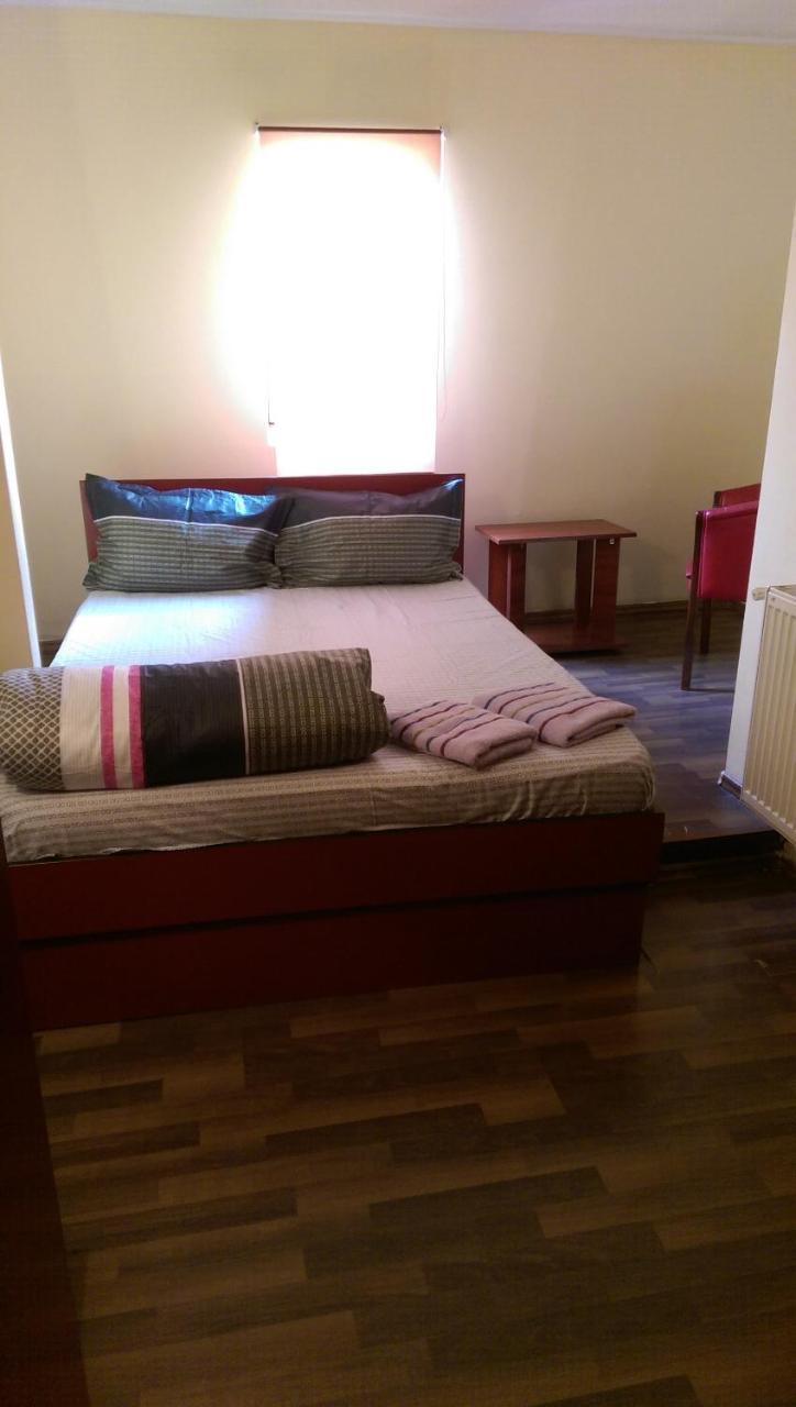 Hotel Casa Verde Prosper Букурещ Екстериор снимка