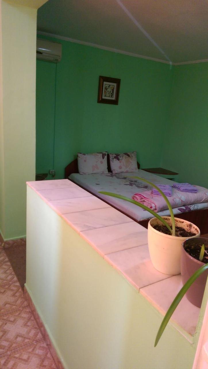 Hotel Casa Verde Prosper Букурещ Екстериор снимка